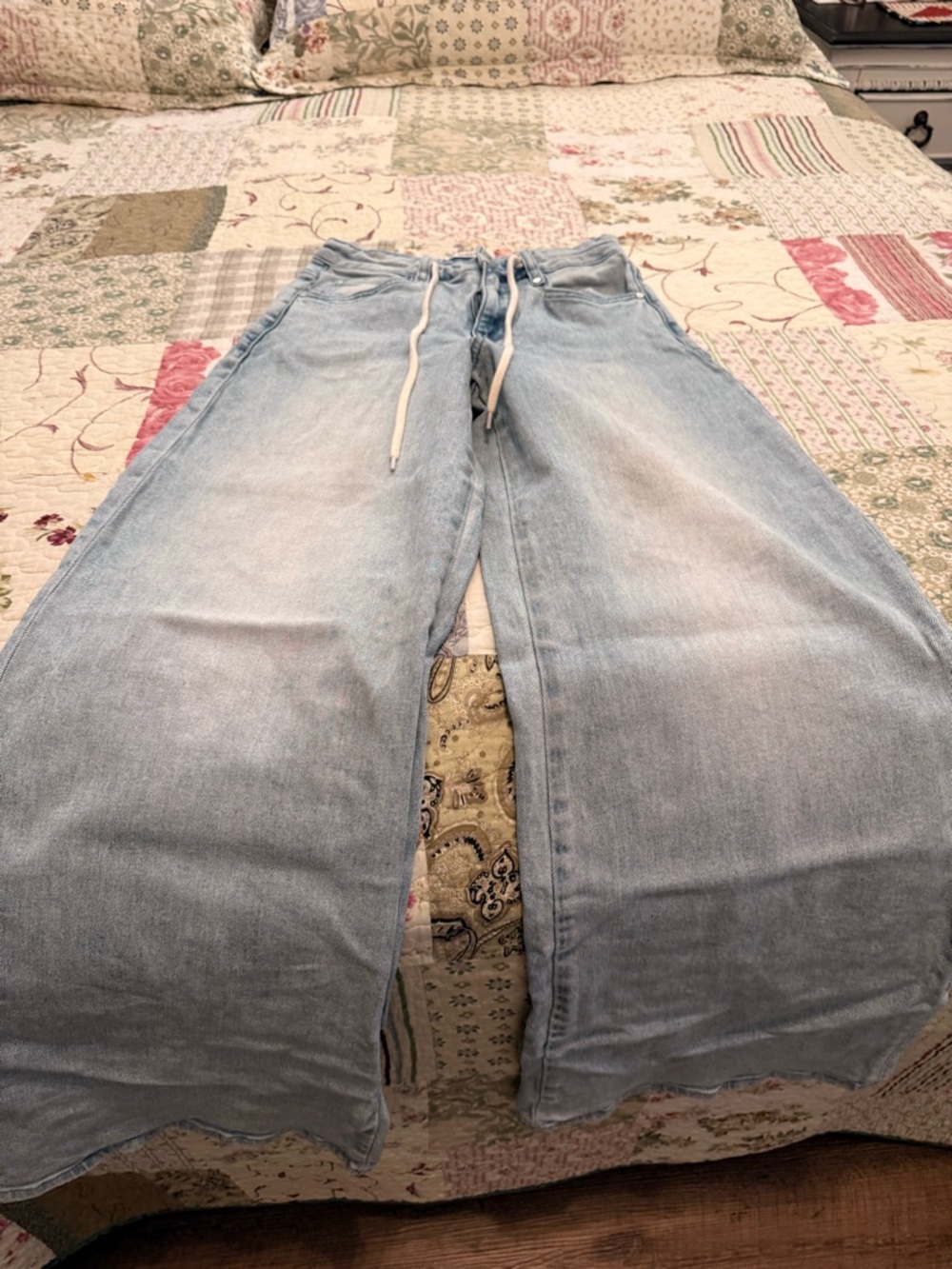 Light Wash Wide Leg Jeans with Drawstring Waist